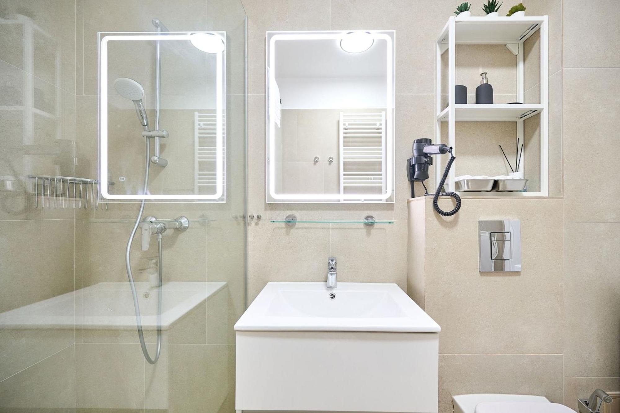 Newvision Apartment In Infinity Beach Resort - Parking Mamaia Extérieur photo