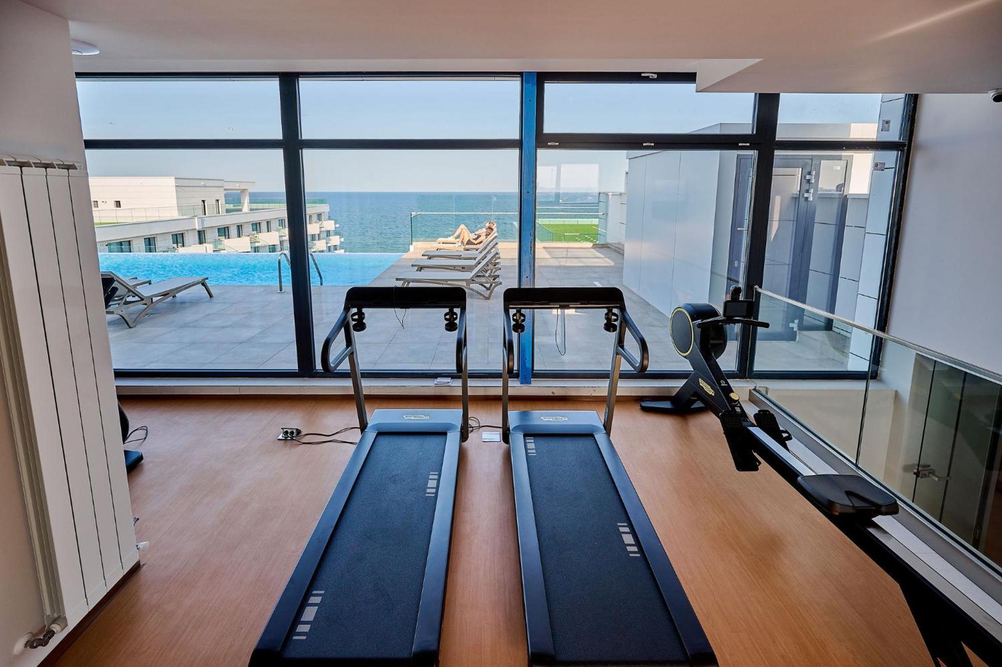 Newvision Apartment In Infinity Beach Resort - Parking Mamaia Extérieur photo